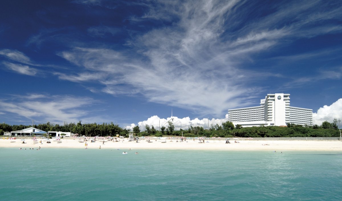 残波ビーチ 情報一覧 沖縄で定番 おすすめの観光スポット 沖縄観光情報webサイト おきなわ物語