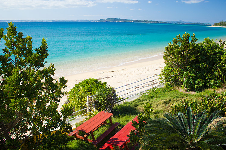 津堅島 豊かな自然と島の素朴さに触れる日帰りコース 沖縄のモデルコース 沖縄観光情報webサイト おきなわ物語
