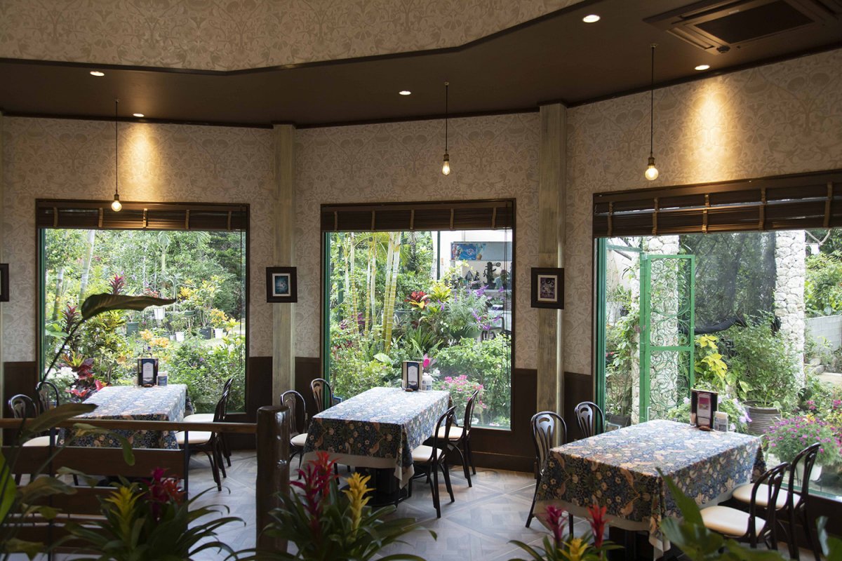 ガーデンレストラン花さんご 情報一覧 沖縄で定番 おすすめのグルメスポット 沖縄観光情報webサイト おきなわ物語