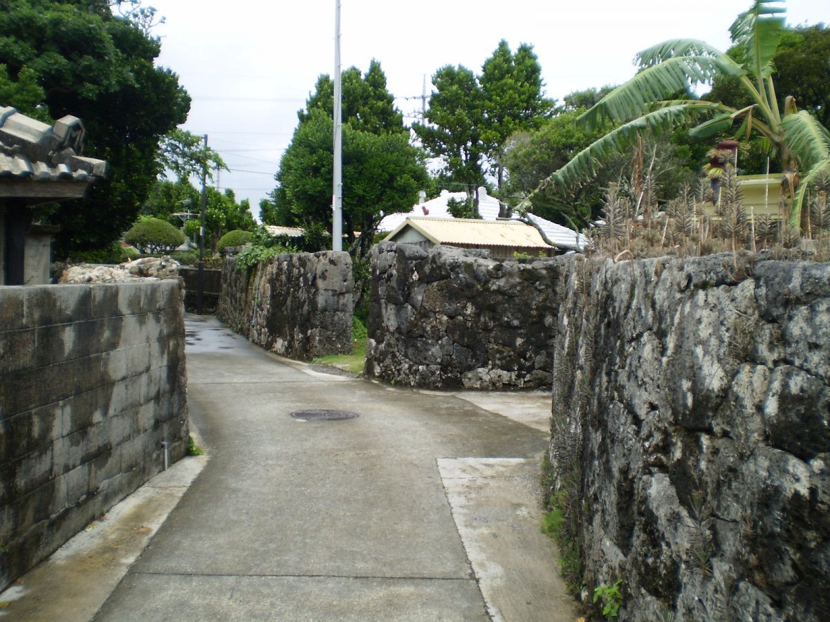 那覇市内送迎付！世界遺産群の斎場御嶽＆神々の島久高島ガイド付ツアー｜情報一覧｜沖縄で定番・おすすめの観光スポット｜沖縄観光情報WEBサイト ...