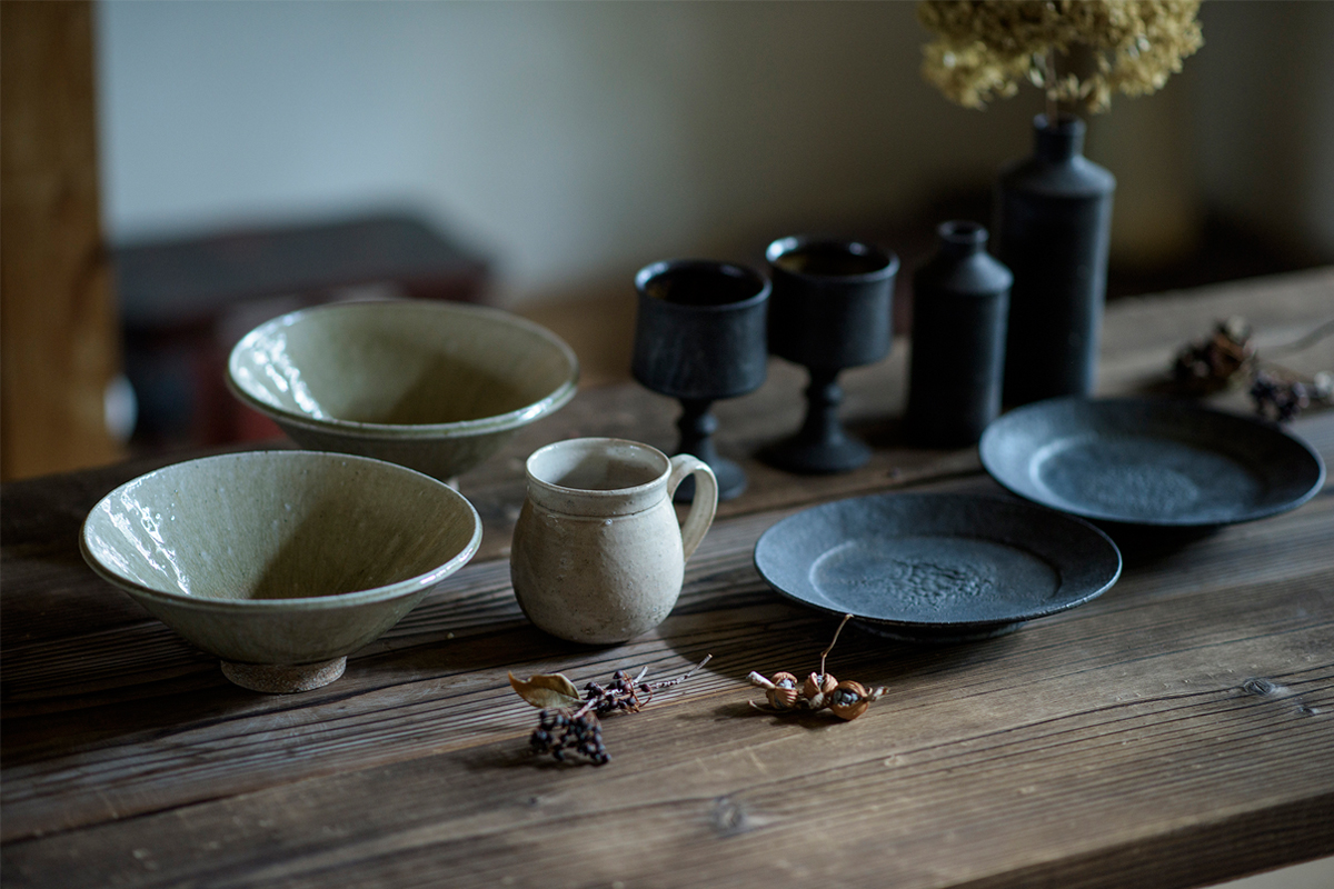 陶芸家へのインタビュー やちむん とは 特集 沖縄観光情報webサイト おきなわ物語