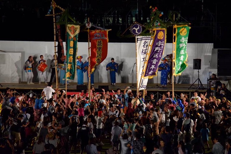 沖縄青年ふるさとエイサー祭り