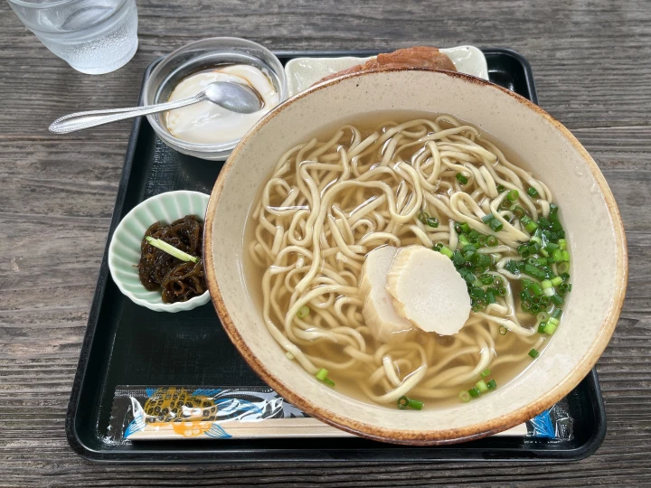 文化財の古民家で味わう沖縄そば