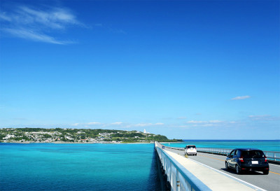 レンタカーなしで沖縄旅行を満喫｜交通手段や快適旅行のコツ