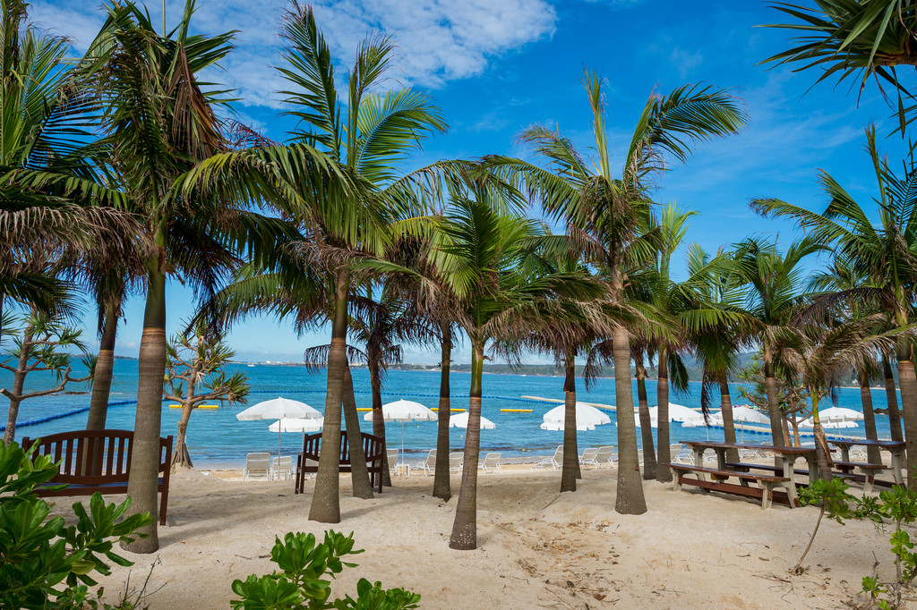 カヌチャビーチ
