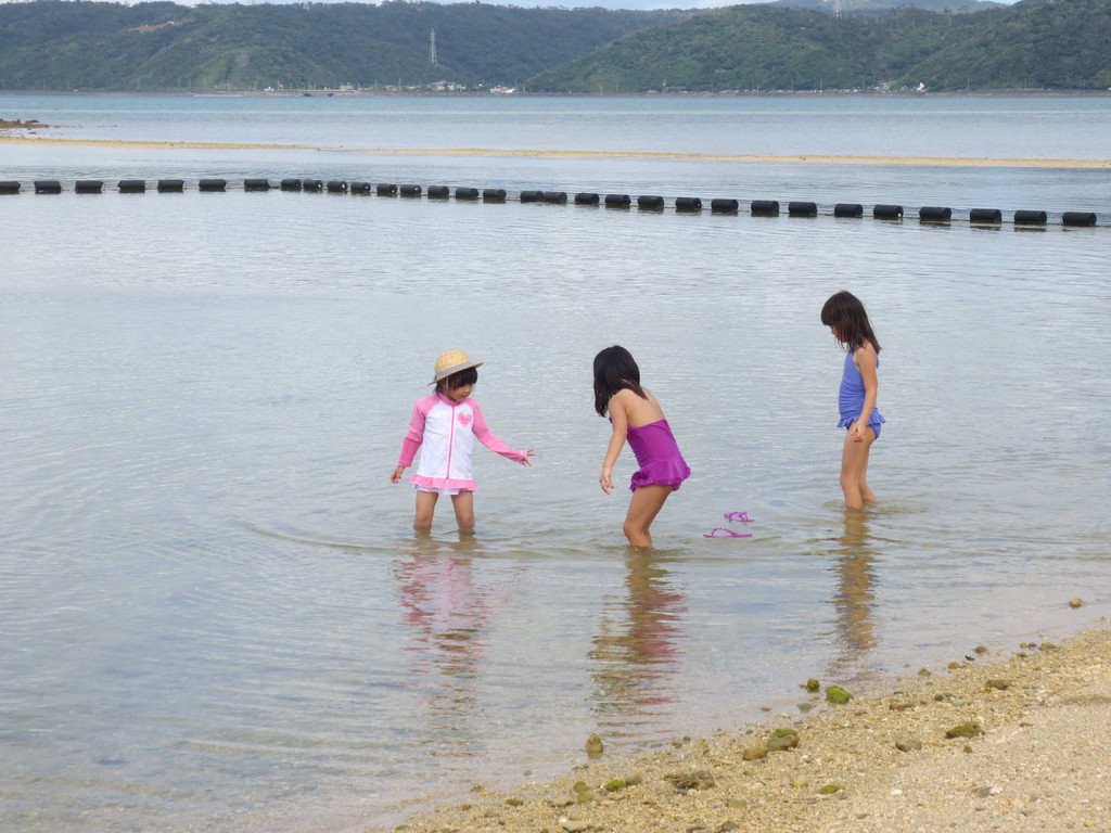 屋我地ビーチ