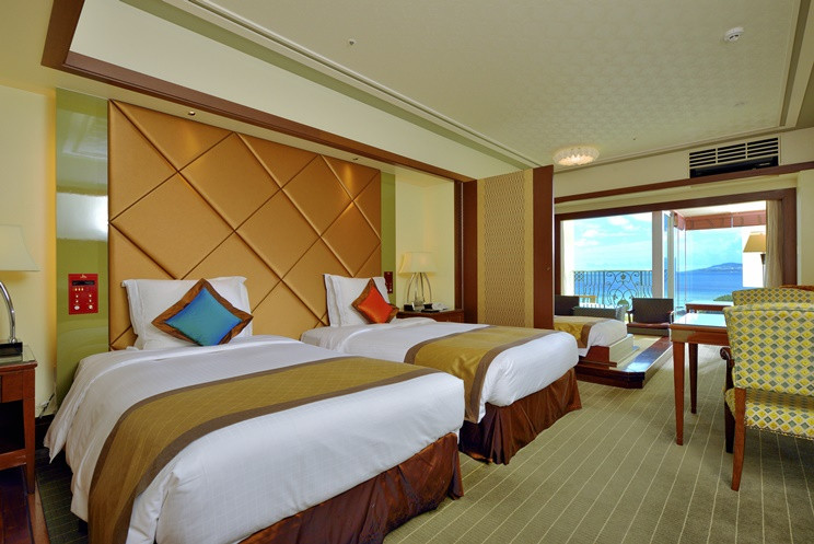 沖縄かりゆしリゾートEXES恩納