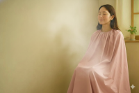 よもぎ蒸し 中国から輸入した本場の漢方よもぎを使用。 冷えや巡りを整える温活メニュー。