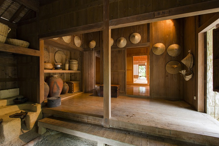 海洋博公園・おきなわ郷土村　おもろ植物園