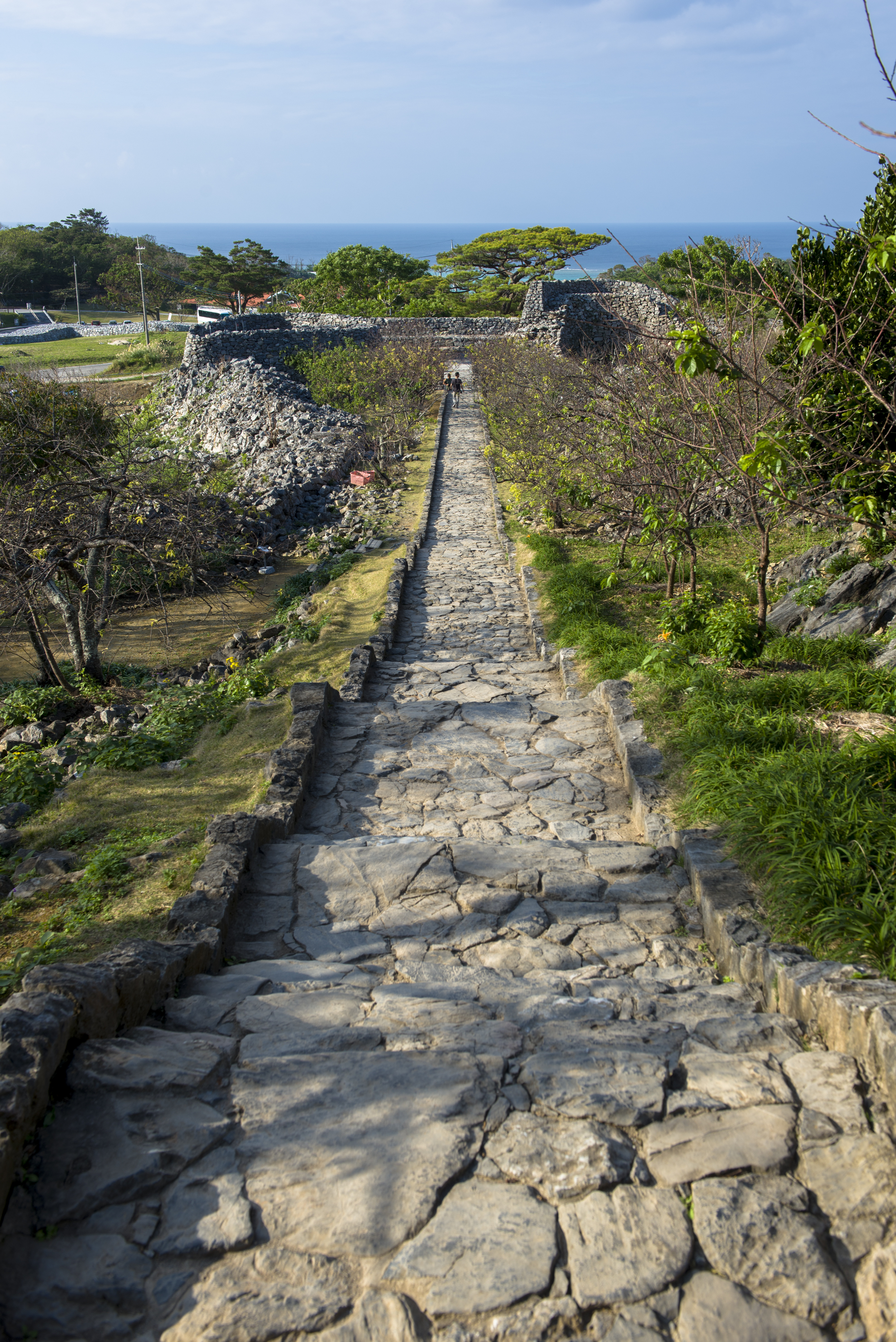今帰仁城跡（なきじんじょうあと）