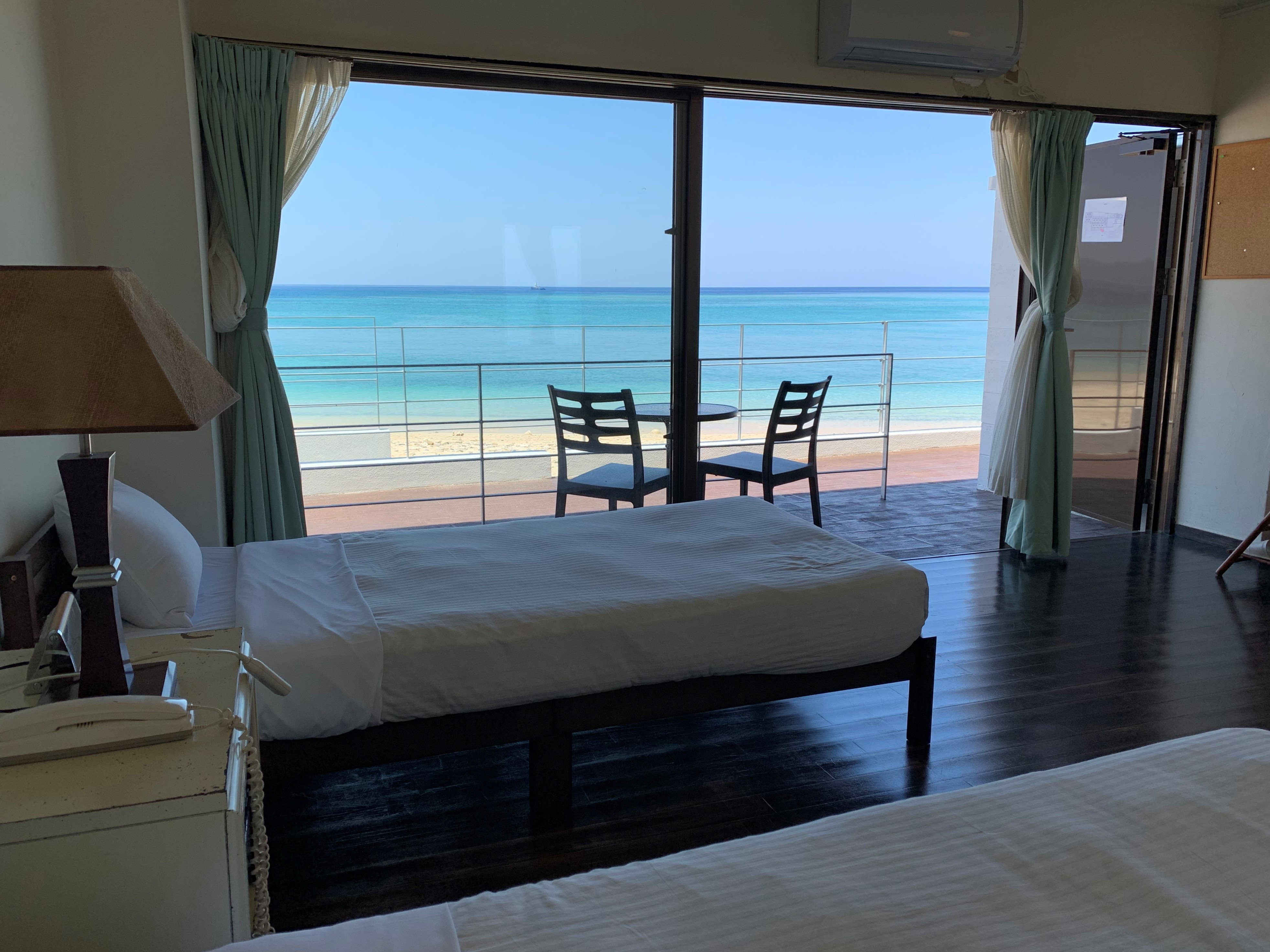 ホテル＆レストラン　オンザビーチルー