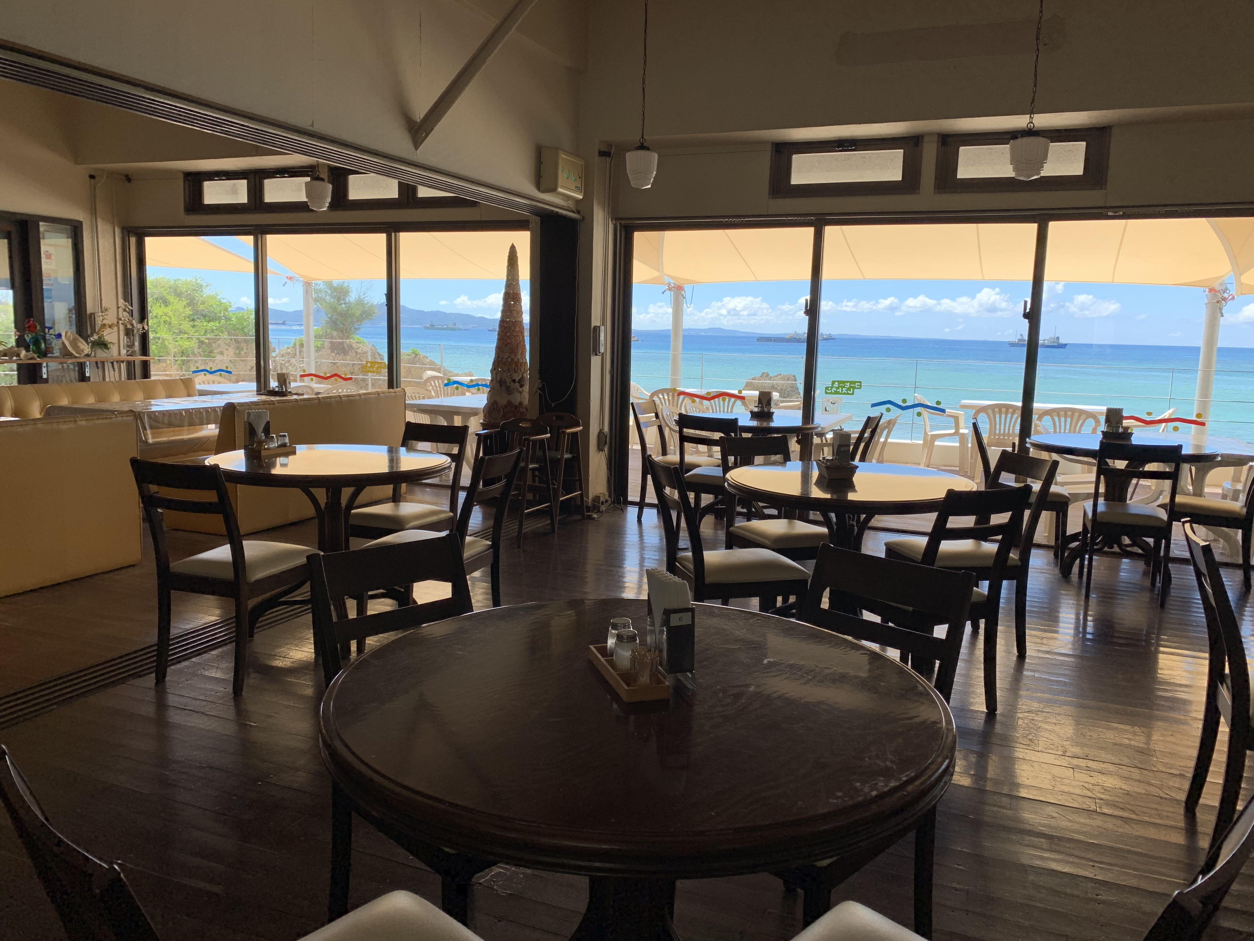 ホテル＆レストラン　オンザビーチルー