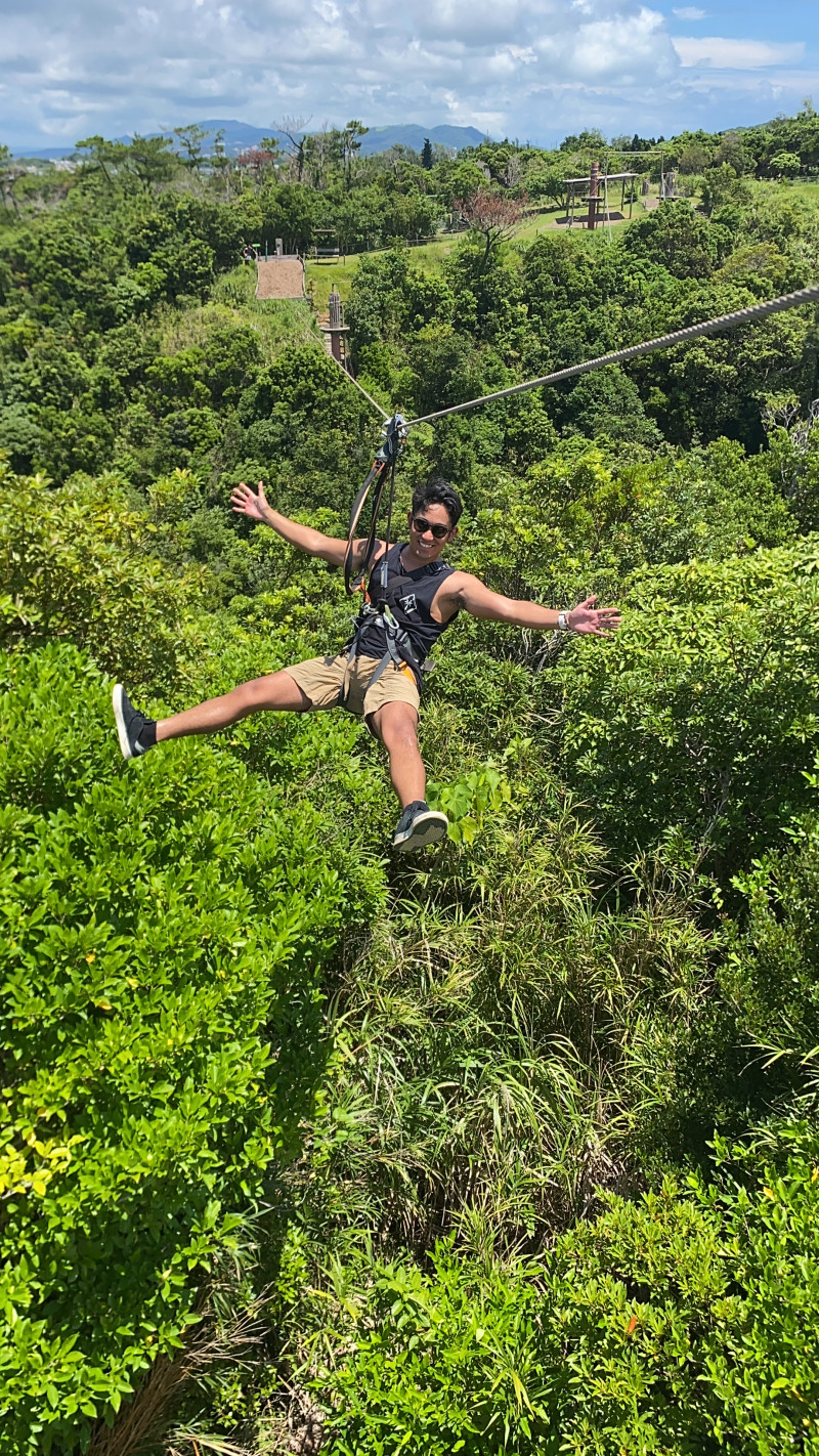 一番人気のジップラインは爽快感抜群!