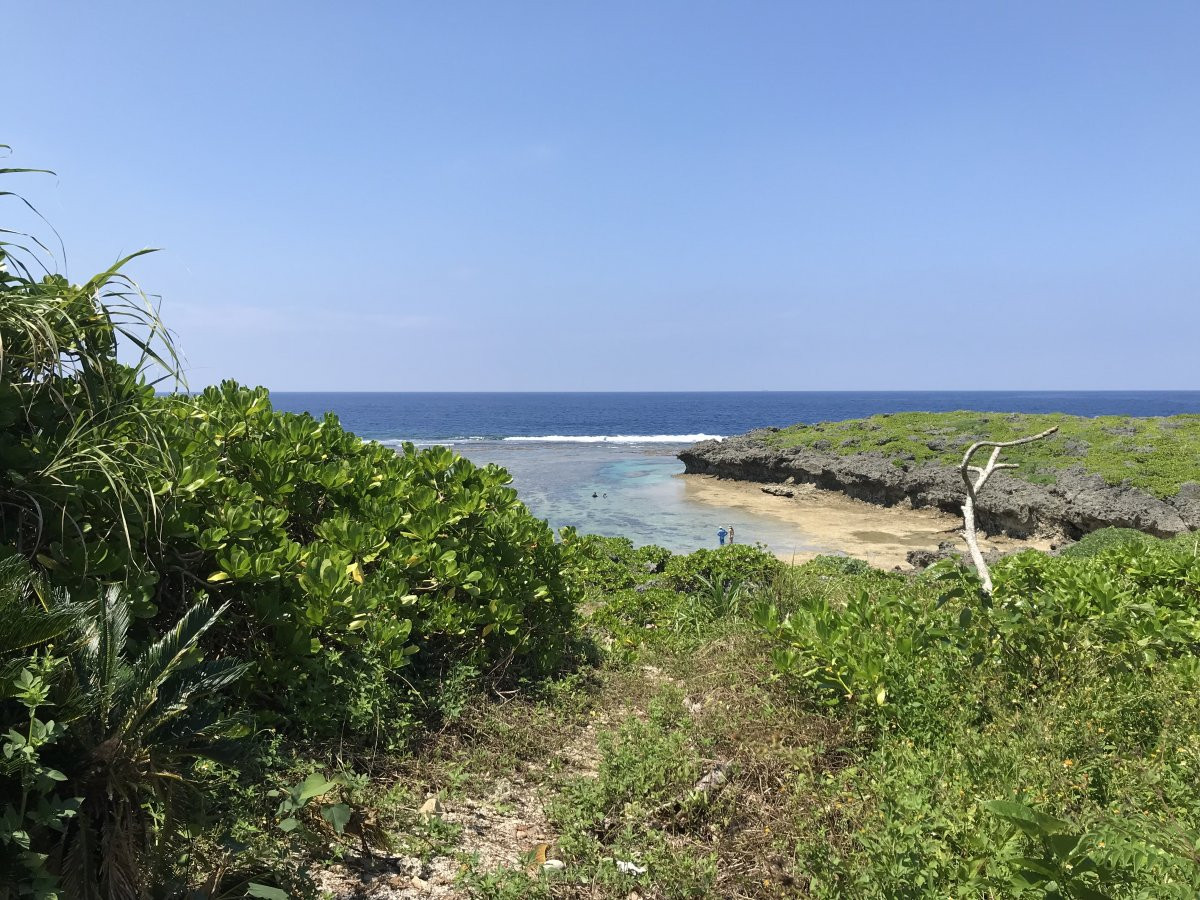 踊いガマ(村指定文化財)