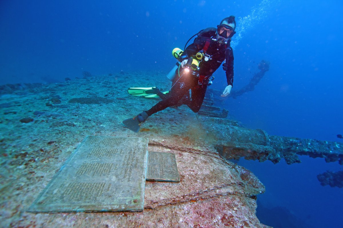 スクーバダイビング「ピラニアダイバーズ沖縄」