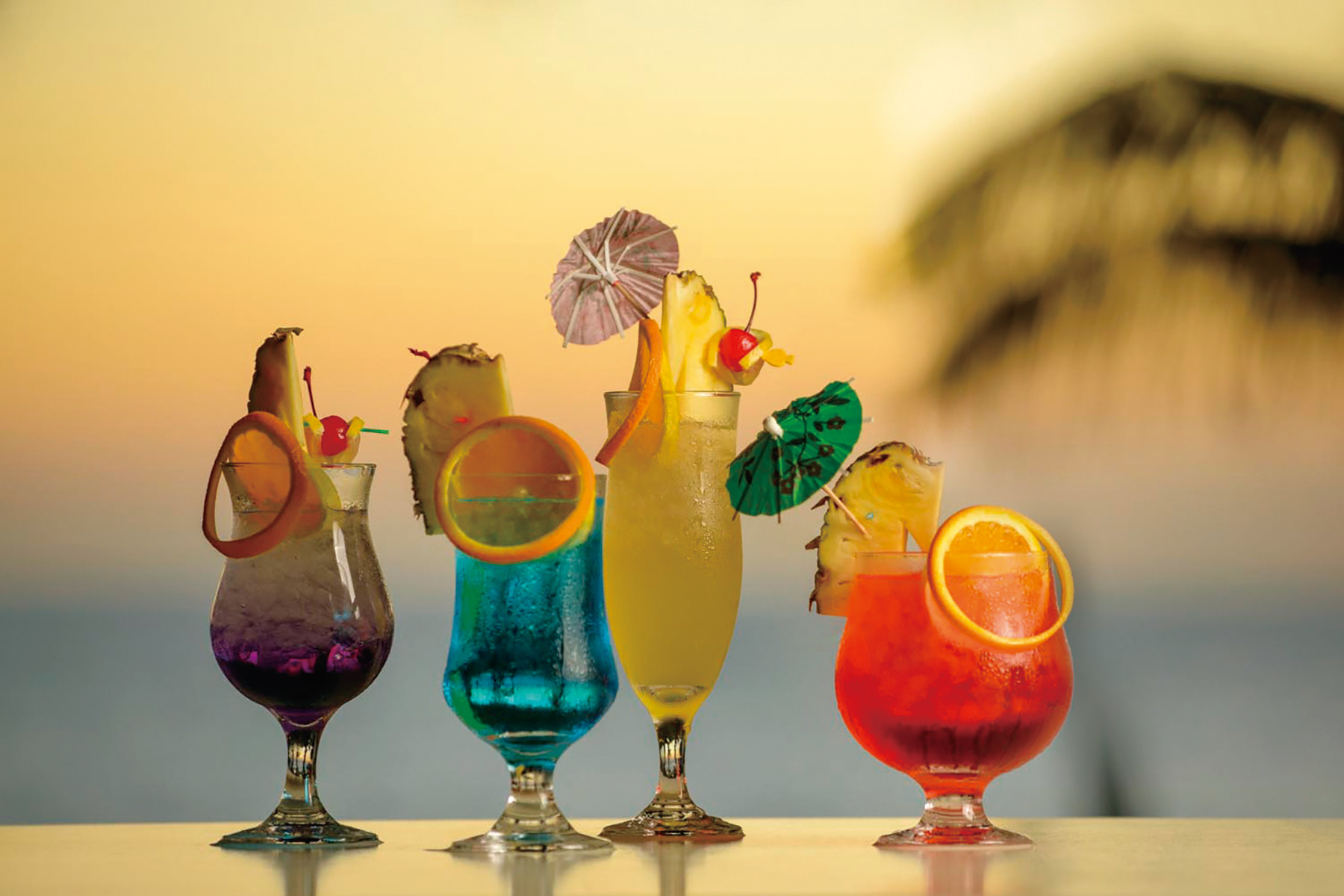 ザ・ムーンビーチ　ミュージアムリゾート　ラウンジ・バー「ラナイ」