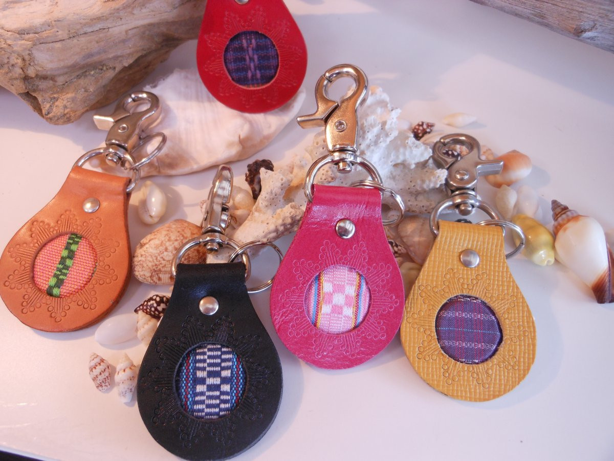 沖縄クラフトショップ　美らむん屋ーOKINAWAー