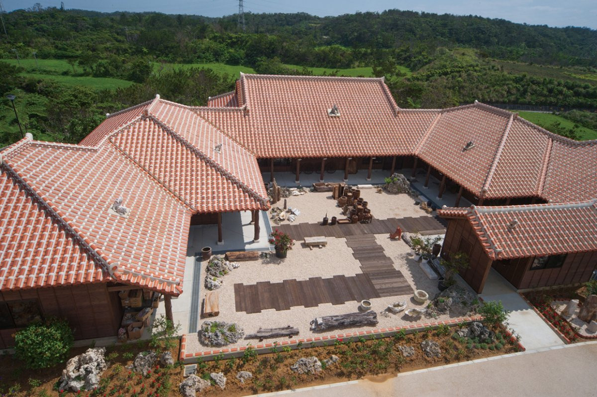 御菓子御殿 名護店