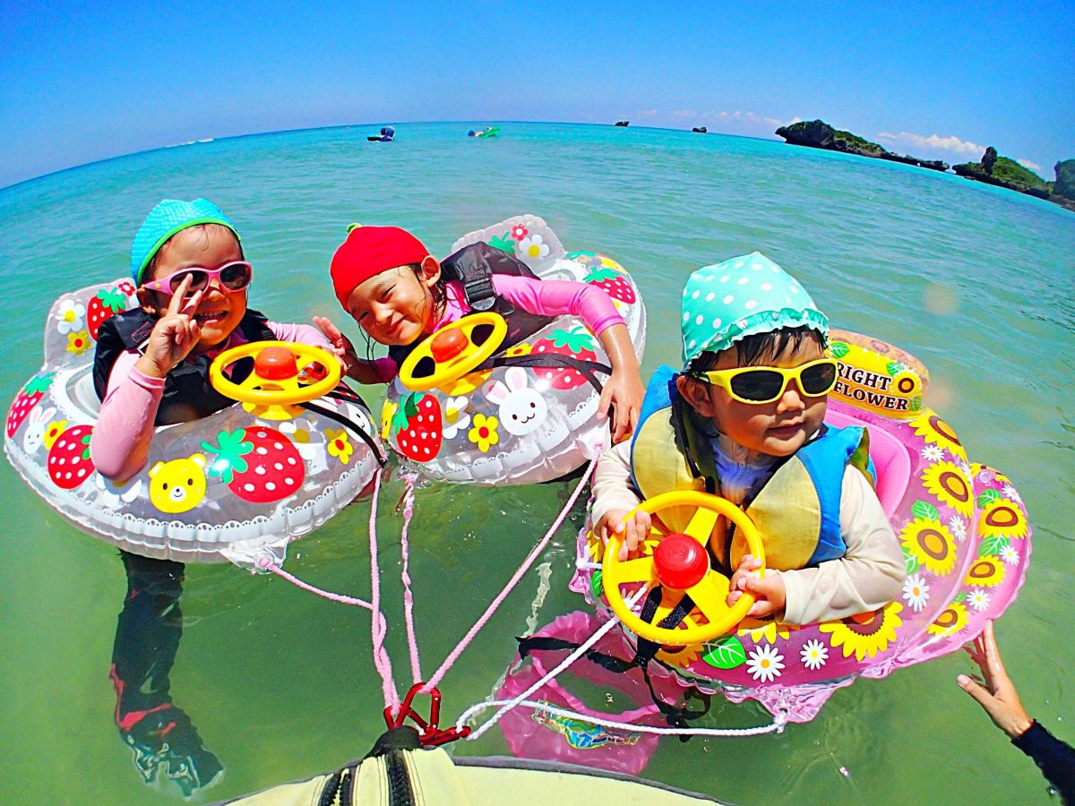 沖縄アンダゴ【2歳～】【グループ完全貸切り】カヤック＆南国ホワイトビーチ熱帯魚シュノーケル】