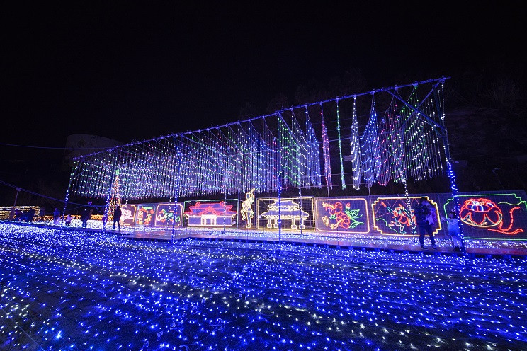 沖縄こどもの国 クリスマスファンタジー2022