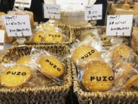 チーズを使った、PUZOオリジナル焼き菓子商品も多数