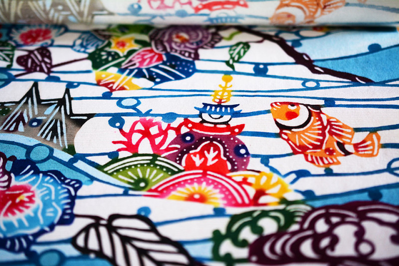 沖縄の伝統工芸「紅型染め」の可愛らしい世界