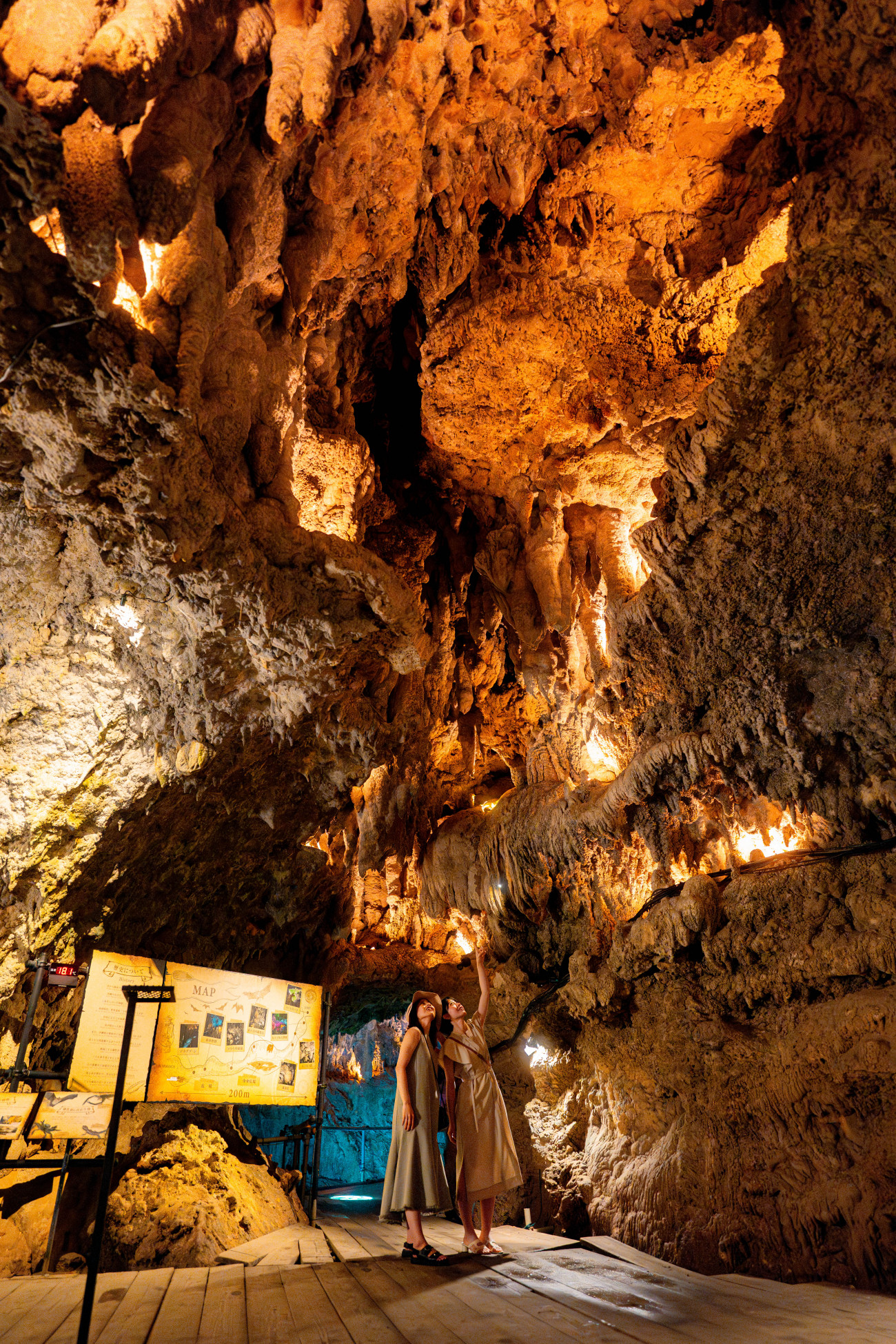 CAVE OKINAWA 気軽に楽しめる神秘の鍾乳洞! | 沖縄観光情報WEB