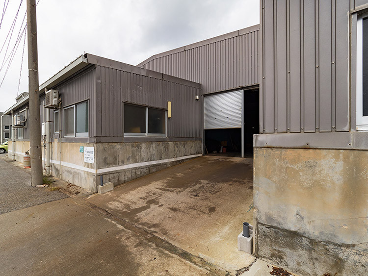 伊平屋村漁協養殖所