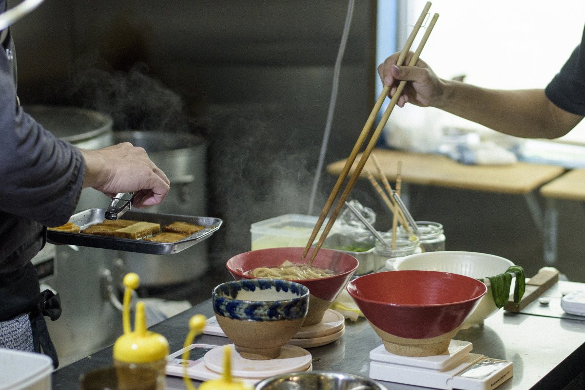 金月そば 恩納店