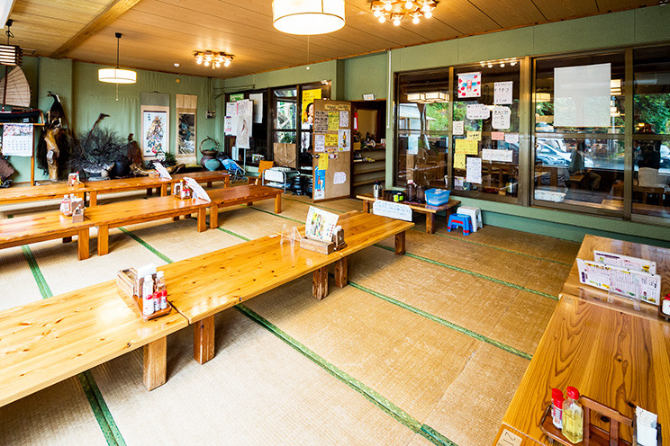 名護曲レストラン