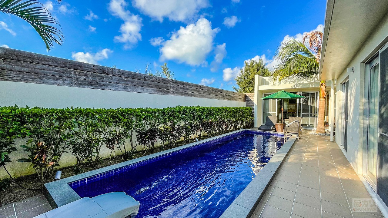 アーマン スイート ヴィラ 済井出