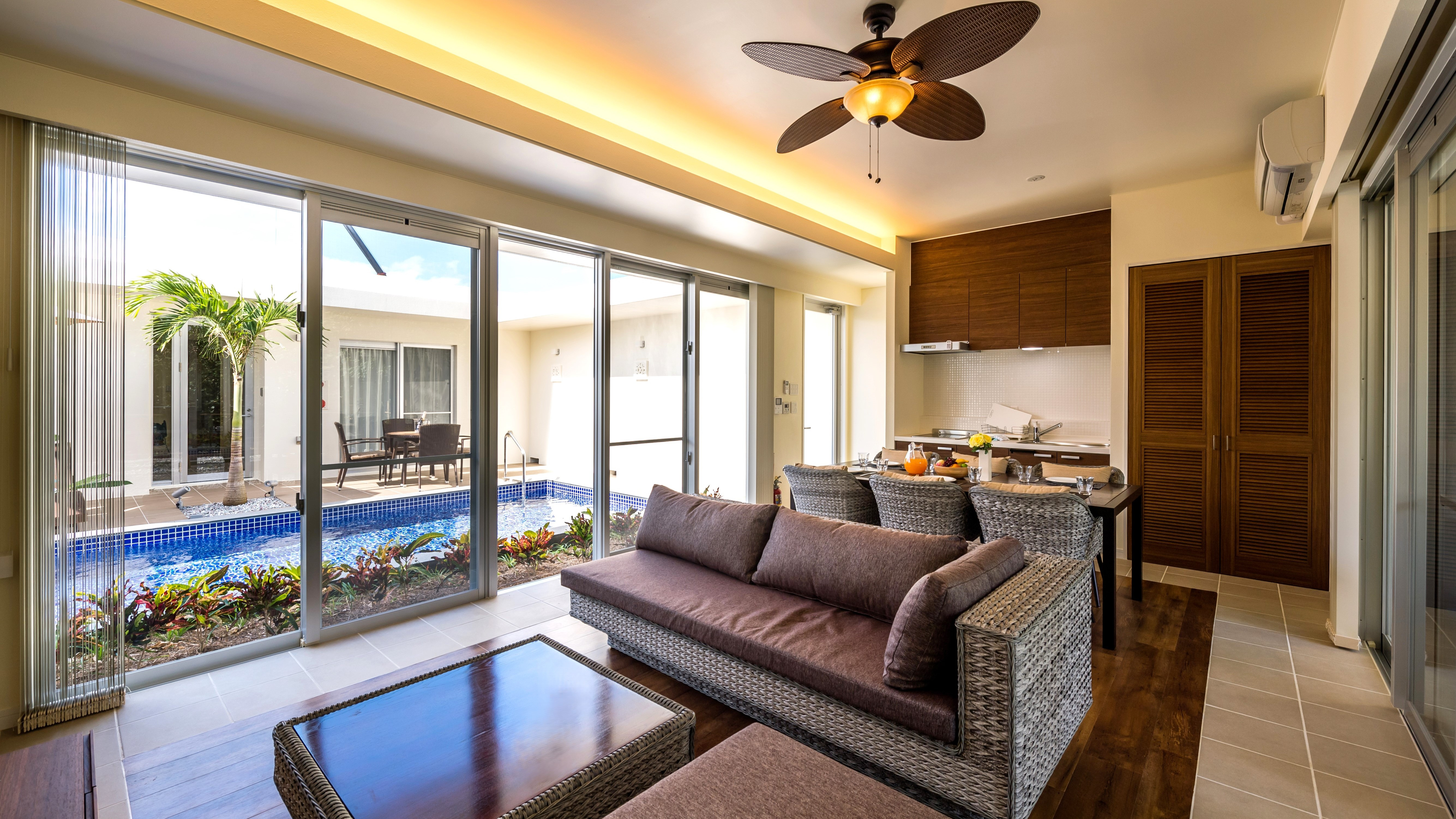 アーマン スイート ヴィラ 済井出