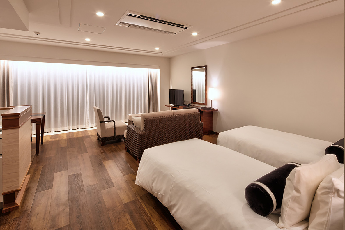 アラマハイナ コンドホテル