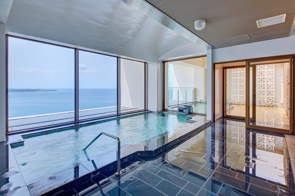 アラマハイナ コンドホテル