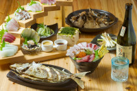海人料理　海邦丸/　地魚にこだわった海鮮料理や、地元やんばるの食材を使った沖縄料理が自慢のお店