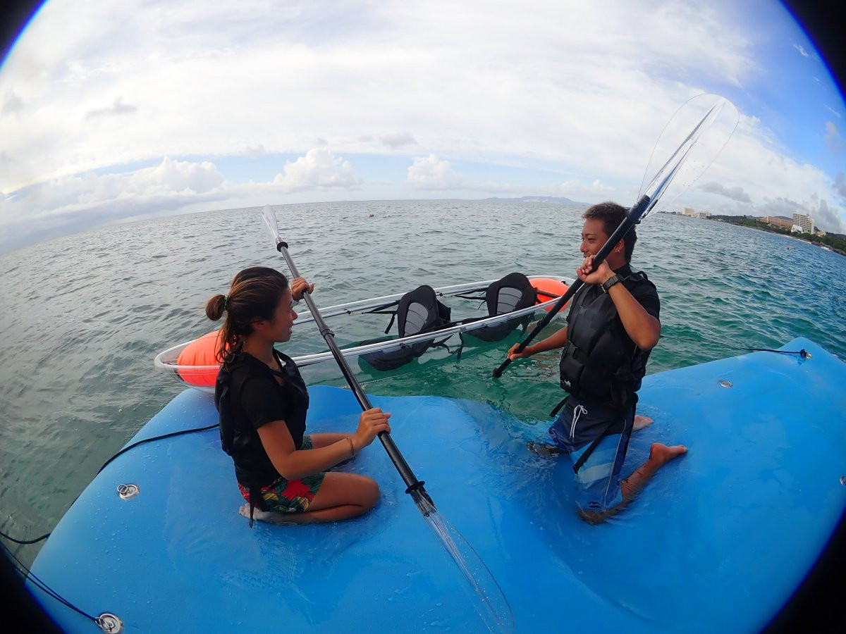 クリアカヤック体験（ブルーオーシャン沖縄）