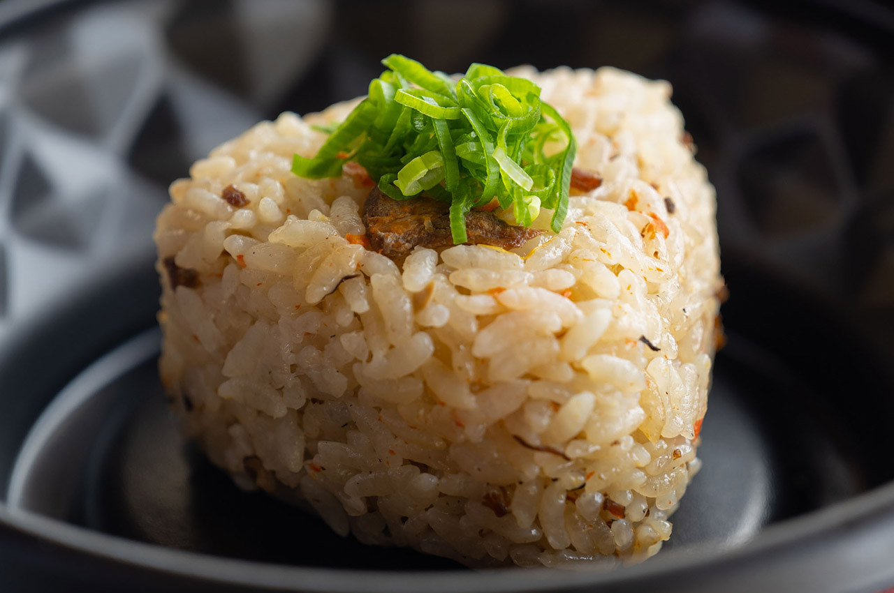 海辺の居酒屋 島唄（リザンシーパークホテル谷茶ベイ）