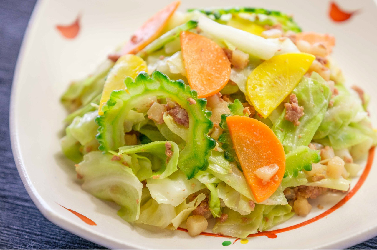 海辺の居酒屋 島唄（リザンシーパークホテル谷茶ベイ）