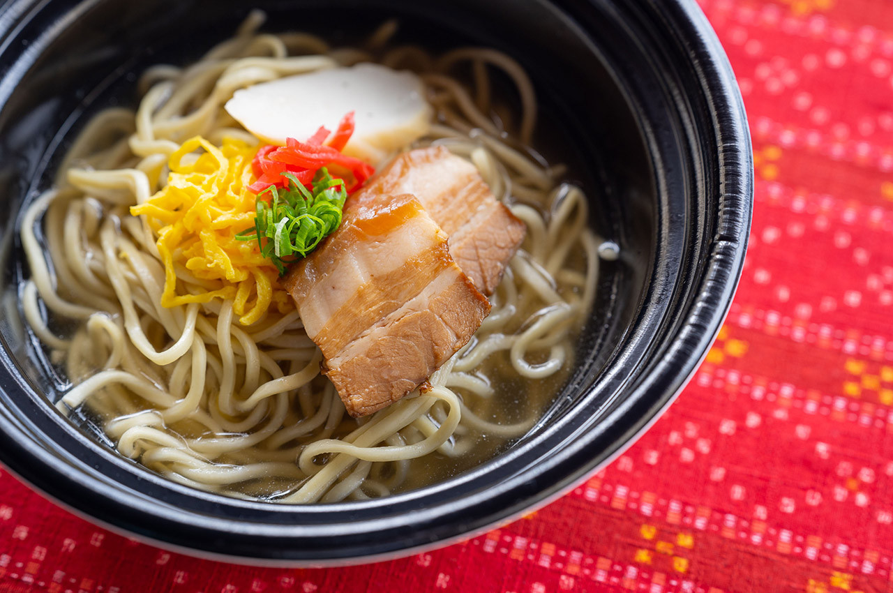 海辺の居酒屋 島唄（リザンシーパークホテル谷茶ベイ）