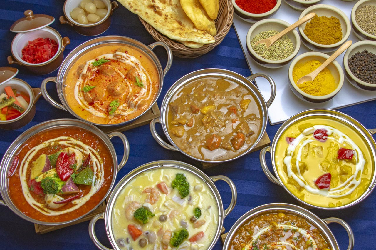 カジュアルダイニング ブルーラグーン（リザンシーパークホテル谷茶ベイ）