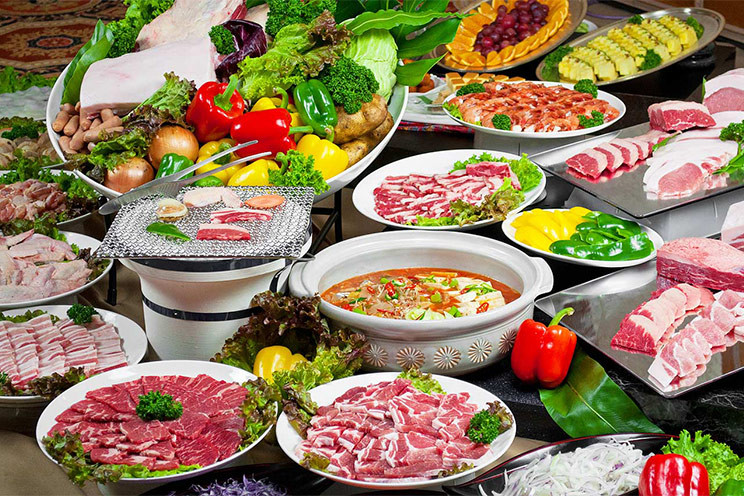 炭火焼肉 美ら浜（リザンシーパークホテル谷茶ベイ）