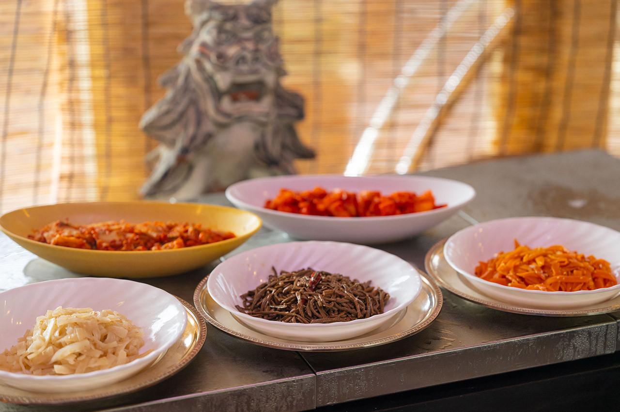 炭火焼肉 美ら浜（リザンシーパークホテル谷茶ベイ）