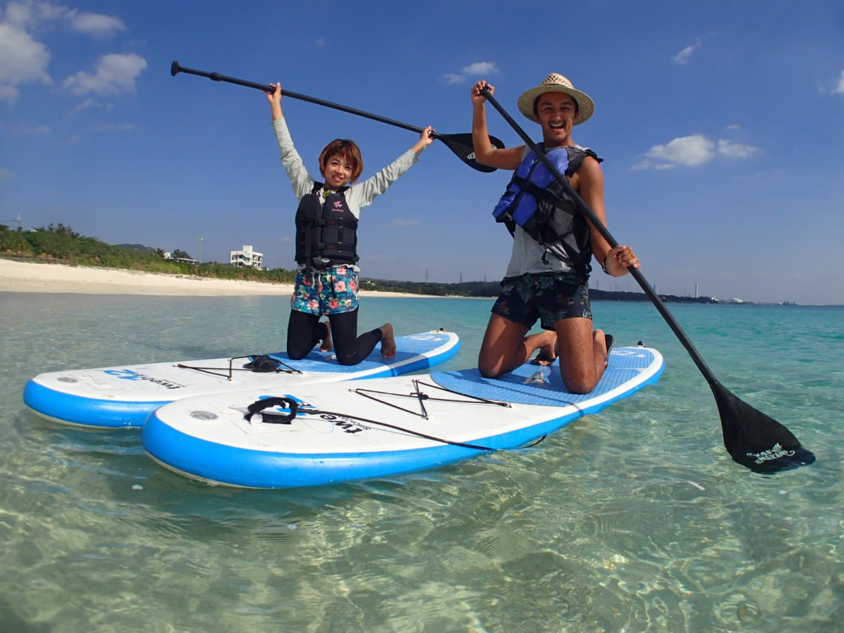 沖縄アンダゴ【10歳～１グループ完全貸切り】スタンドアップパドルボード