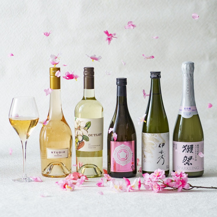 ソムリエセレクトのワインや日本酒も多数ご用意しております。