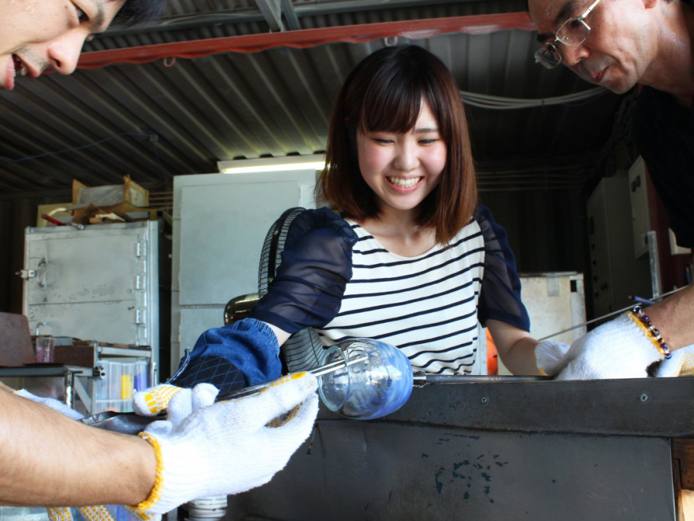琉球ガラス体験工房予約 -沖楽 おきらく-