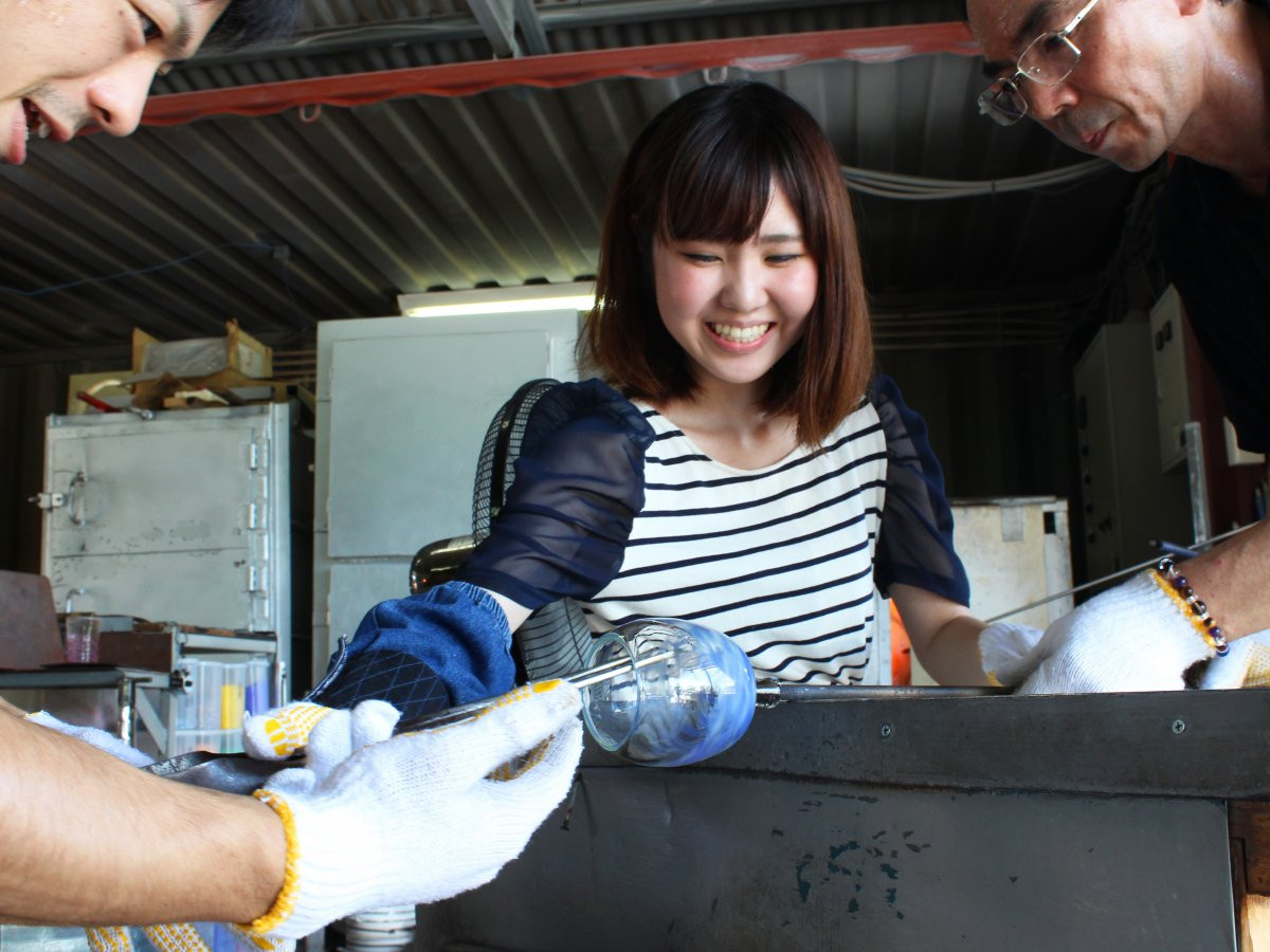 琉球ガラス体験工房予約 -沖楽 おきらく-