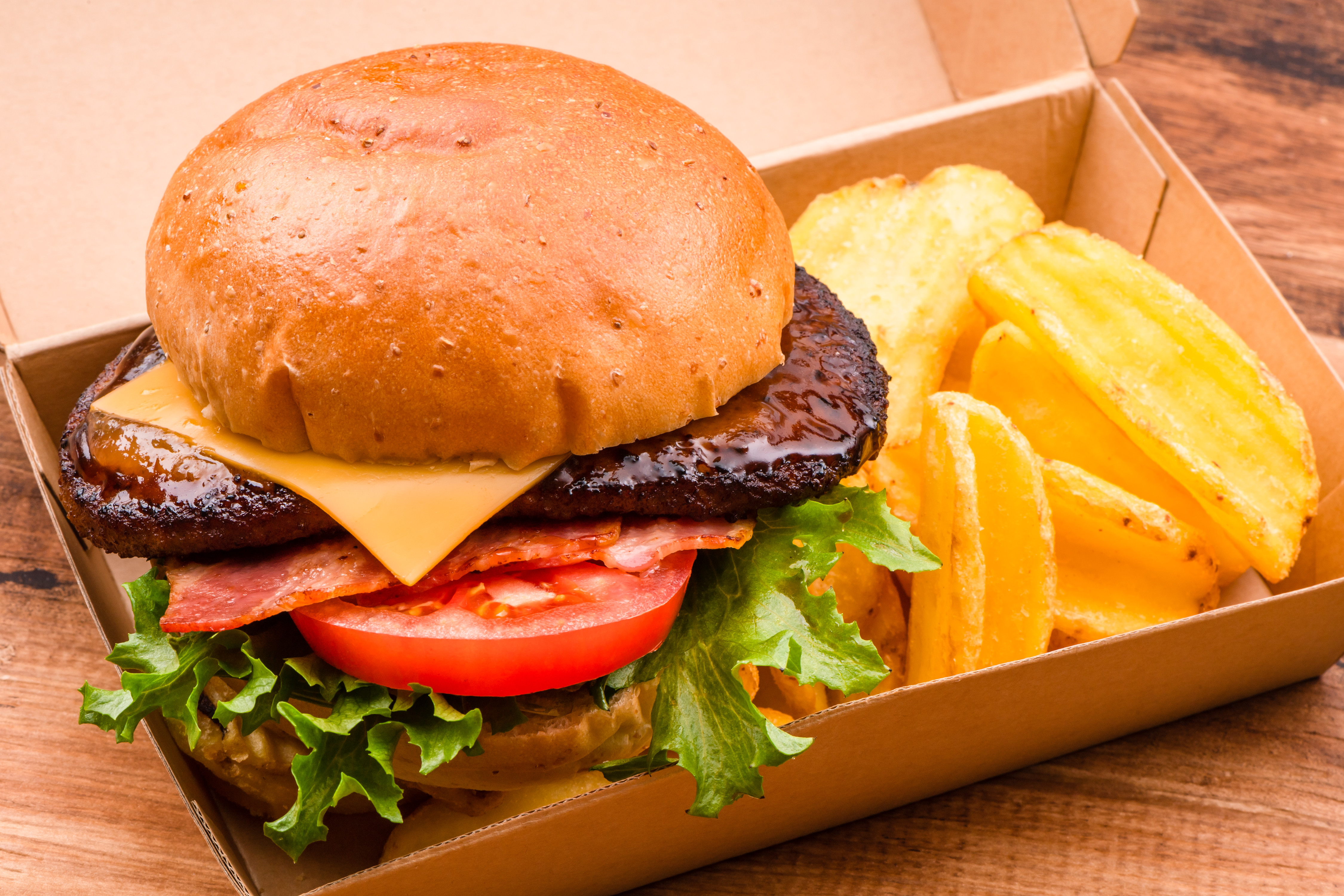 タイガービーチカフェ（ホテルモントレ沖縄スパ&リゾート）