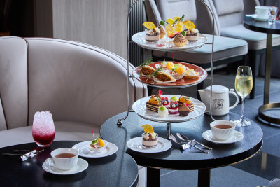 バー＆ラウンジ　ディベルティード（ホテル コレクティブ内）