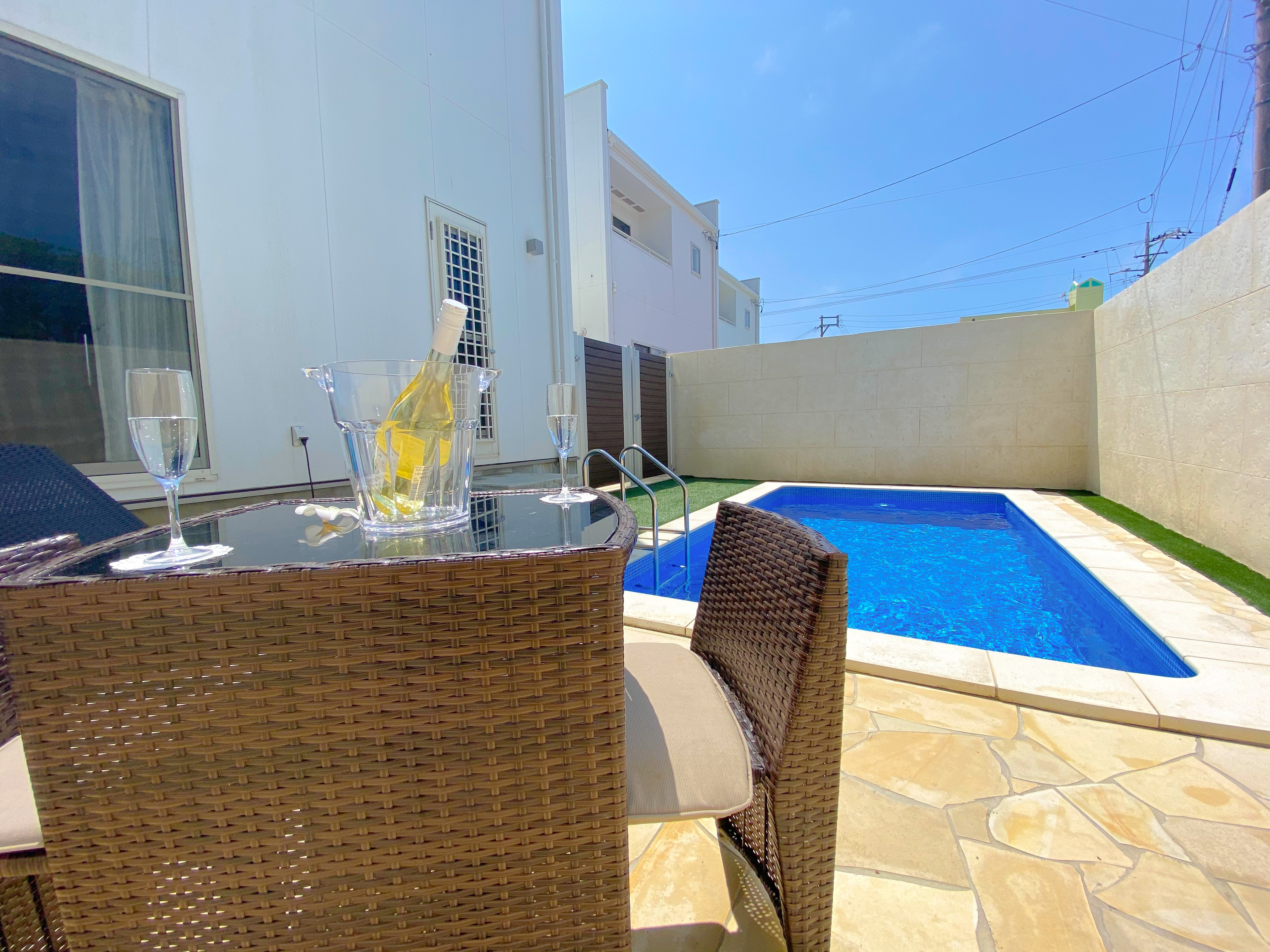 グランディオーソ沖縄プールヴィラ恩納４