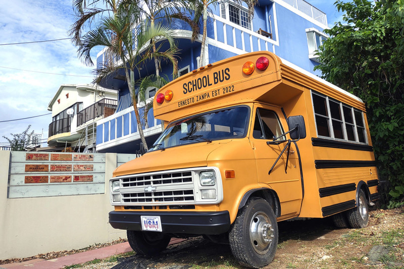 アメリカのスクールバスがやってきました！